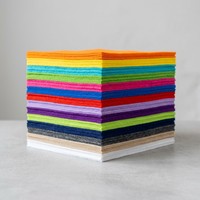 Rouleau de tissu non tissé aiguilleté respirant et extensible, couleurs assorties, doux, 100 % polyester, poids moyen, pour doublure de rideaux