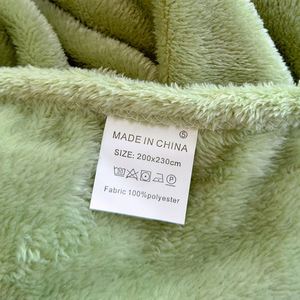 Luxury Modern Printed Knitted Flannel Throw <b>Blanket</b> Soft Skin-Friendly Breathable Eco-Friendly Fade/Wrinkle Resistant All-Season - Product Image 3