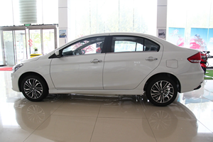 Voiture d'occasion 2021 <span class=keywords><strong>2022</strong></span> 2020 Changan <span class=keywords><strong>Suzuki</strong></span> <span class=keywords><strong>Ciaz</strong></span> Alivio 1.6L CNG Essence Double Carburant Jaune Taxi Lingyao - Product Image 4