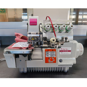 Machine à coudre surjeteuse automatique à grande vitesse à lit plat à entraînement direct RONMACK RM-700D-4/5DZ pour l'usine de confection - Product Image 1