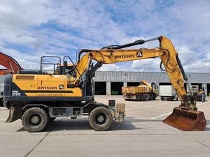 Excavadora de Ruedas HYUNDAI HW210 de 21 Toneladas con Motor Cummins, Bomba Kawasaki y Motor de Engranajes de Alta Eficiencia, Cucharón de 1m en Venta - Product Image 4