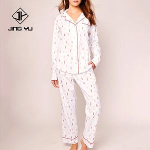 Nueva Llegada 2024, Conjunto de Pijama Suave con Botones y Estampado Personalizado para Mujer, Pijama de Algodón Puro para Invierno - Product Image 1