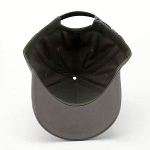 Gorra de Béisbol con Área de Diseño Bordado y Construcción Cómoda para Deportes de Equipo y Uso Casual - Product Image 6