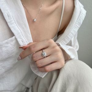 สร้อยคอเงินแท้ 925 ดีไซน์คลาสสิกจาก Dylam Jewelry ประดับด้วยเพชรคิวบิกเซอร์โคเนีย 5A สีสันสดใส พร้อมจี้หินประจำเดือนเกิด 12 เดือน - Product Image 2