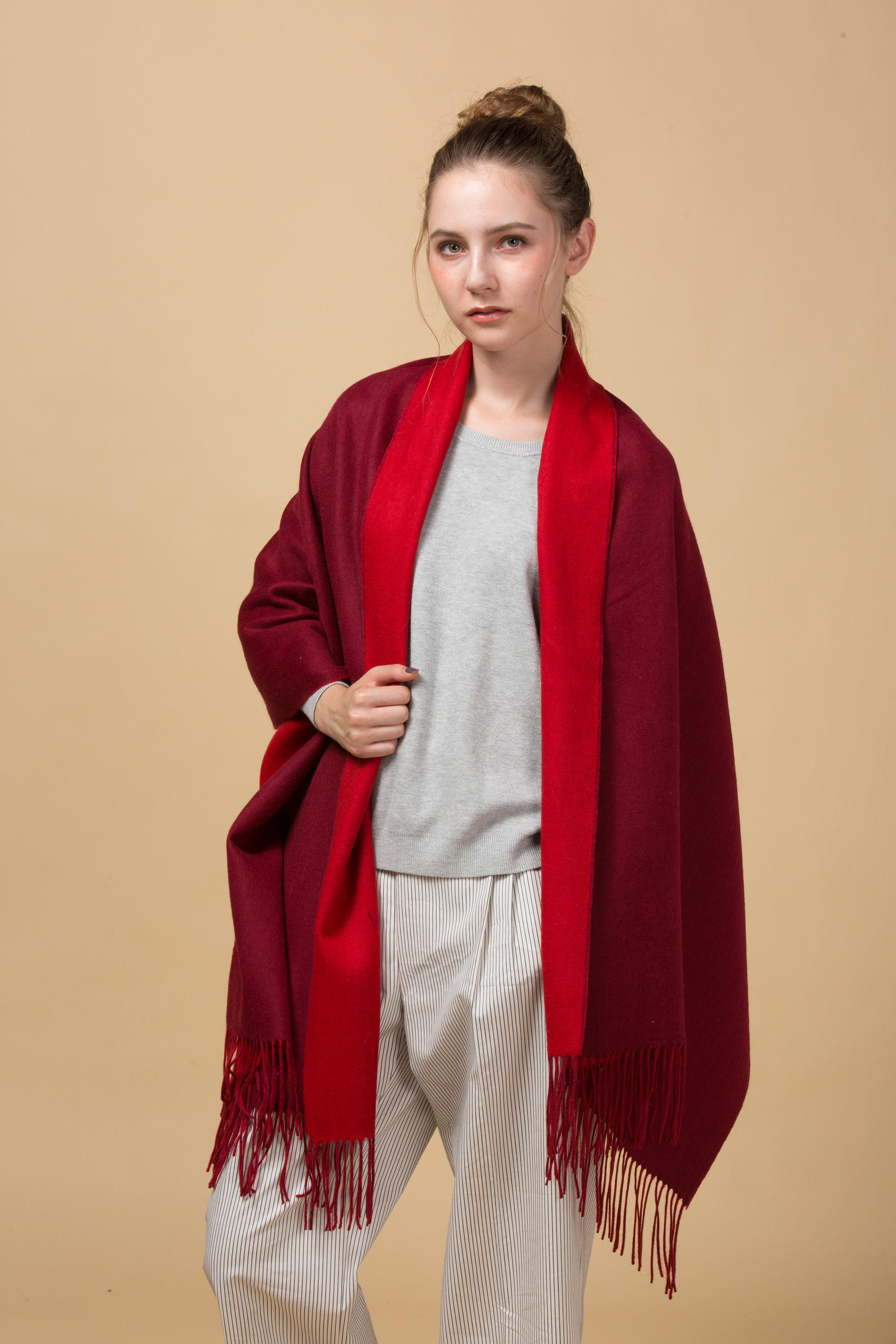 เบอร์กันดีและแดง