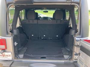 <span class=keywords><strong>Jeep</strong></span> Wrangler JK Unlimited <span class=keywords><strong>4x4</strong></span> Sport 4dr SUV 2020 Usado de <span class=keywords><strong>Segunda</strong></span> <span class=keywords><strong>Mano</strong></span>, Volante a la Izquierda, Asientos de Cuero, Automático - Product Image 3