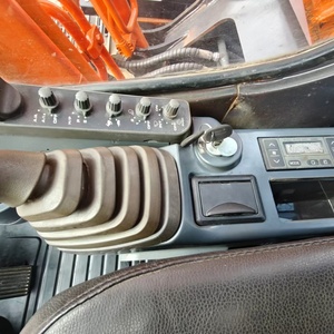 Original Hitachi ZA200 Middle Excavator Imported 20-Ton Crawler Excavator <b>Used</b> <b>Machine</b> with Original Paint - Product Image 3