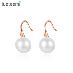 LUOTEEMI vendita calda gioielli di <span class=keywords><strong>perle</strong></span> naturali da donna ultimo semplice gancio Design genuino <span class=keywords><strong>orecchini</strong></span> di <span class=keywords><strong>perle</strong></span> d'acqua dolce - Product Image 1