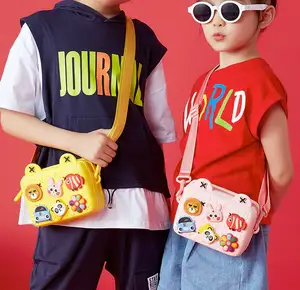 Venta caliente Cute Children Gift Kids Sling Monedero Lovely Girls Shoulder Camera Bag con Diy Charms Silicone Crossbody Bag