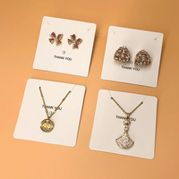 Cartes de présentation de bijoux personnalisées, impression couleur CMYK avec estampage à chaud doré, papier d'art, faible MOQ pour les bijouteries