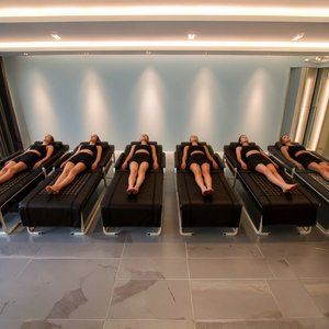 Lettino da Massaggio Professionale con Pietre di Giada Riscaldate per Uso in Spa e Saloni, Tavoli e Letti Terapeutici con Riscaldamento - Product Image 4