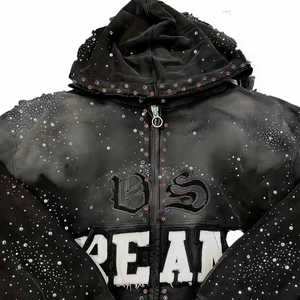Sudadera con Capucha de Algodón 100% de Alta Calidad para Diseñadores de Ropa Urbana - Personalizable con Pedrería Termoadhesiva, Impresión, Bordado y Otras Manualidades - Product Image 3