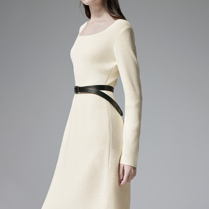 Abito Midi Elegante in <span class=keywords><strong>Maglia</strong></span> <span class=keywords><strong>Beige</strong></span> con Scollo Quadrato per Signore, Logo Personalizzabile - Product Image 4