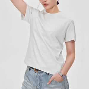 Camiseta de Manga Corta con Cuello Redondo para Mujer, de Algodón Gráfico en Blanco con Logotipo Personalizado, de Alta Calidad, Transpirable, Ajustada y Corta - Product Image 1