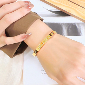 Brazalete de Acero de Titanio Resistente al Deslustre, Chapado en Oro Real, con Corazón y Amor Eterno, <span class=keywords><strong>para</strong></span> Mujer, Pareja, Mejor Amiga, Joyería - Product Image 1