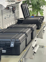 Détecteur anti-drone à double puissance Portée de 10km Batterie et fonctionnement en courant alternatif pour la détection continue de drone UAV 24/7