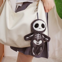 Dessin animé Halloween crâne momie poupée en peluche doux et mignon cadeau de vacances pour enfants amusant soulagement du Stress sac pendentif