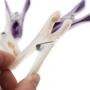 Pinzas de plástico suave TPR para <span class=keywords><strong>ropa</strong></span>, pinzas de plástico para secado al aire, alta calidad, venta al por mayor, 12 Uds. - Product Image 5