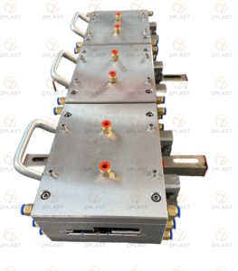 Nhự<span class=keywords><strong>a</strong></span> PVC khung cử<span class=keywords><strong>a</strong></span> đùn mẫu và dụng cụ - Product Image 3