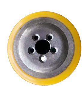 STILL EGU EXU 230x7 0/82-45mm 5 trous coniques pièce fixe No.4400716 roue d'entraînement arrière en polyuréthane solide Durable - Product Image 1