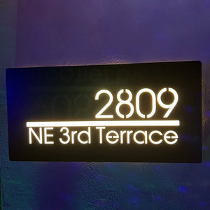 <span class=keywords><strong>Plaque</strong></span> de numéro de maison en acier inoxydable lumineux avec éclairage LED 3D en métal personnalisé - Product Image 5