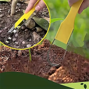 LM LM25241 Desmalezador manual de mano con cuchilla metálica para cortar raíces, mango de plástico con anillo para jardín, césped y plantaciones - Product Image 6