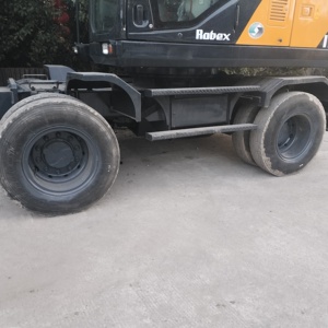 Excavatrice sur roues Hyundai 150W-9t la plus vendue, 112 kW de puissance, idéale pour les travaux de terrassement et l'exploitation minière - Product Image 4