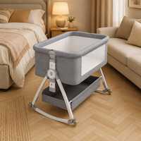 Lit de bébé portable multifonctionnel en métal au design européen moderne de luxe avec ensemble de literie pour bébés et enfants, idéal pour salon et salle à manger
