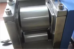 Machine de pressage de batterie manuelle de laboratoire pour l'assemblage de pièces de monnaie