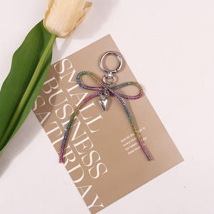 พวงกุญแจโบว์ประดับกระเป๋าประดับพลอยเทียมเป็นประกายเต็มรูปแบบสวยงามทันสมัยและสง่างามใหม่อุปกรณ์ตกแต่งกุญแจอเนกประสงค์ - Product Image 3