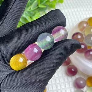 Harga grosir 15-20mm Natural Rainbow Candy Fluorite dipoles Mini bola penyembuhan kristal permata hadiah dekorasi DIY - Product Image 2