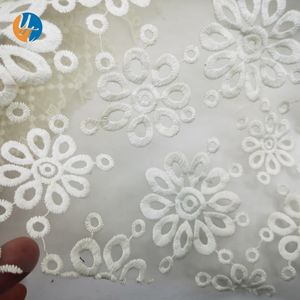 Qualità bianca 3D Tulle pizzo rifinitura frangia <span class=keywords><strong>di</strong></span> <span class=keywords><strong>cotone</strong></span> tessuto <span class=keywords><strong>di</strong></span> maglia in <span class=keywords><strong>Organza</strong></span> tessuto per borse da sposa accessori - Product Image 4