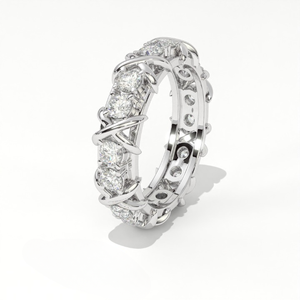 แหวนเพชรทอง 14K สองสี ดีไซน์แบบ Eternity Band สไตล์ Mid-century ประดับเพชรแบบ Cross Link - Product Image 6