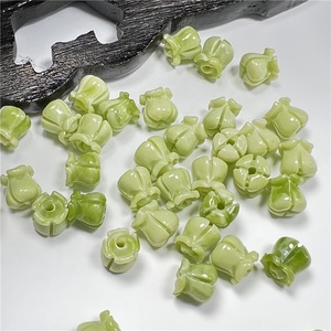 100 cái/túi nóng bán vương miện hoa hạt chạm khắc Gradient màu tím vỏ nhựa lily hoa hạt mẹ của Ngọc Trai Hoa Oải Hương - Product Image 6