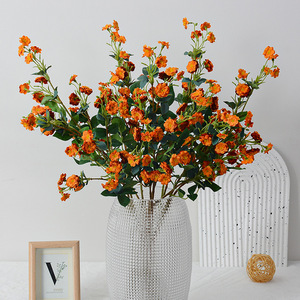 Fleurs artificielles en soie, boutons de roses multi-têtes, couleur orange, pour la décoration de la maison et les mariages - Product Image 1