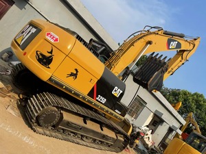 รถขุดตีนตะขาบ CAT 325D มือสอง ขนาด 25 ตัน ระบบไฮดรอลิกสำหรับงานหนัก ประสิทธิภาพเสถียร เหมาะสำหรับโครงการก่อสร้าง - Product Image 5
