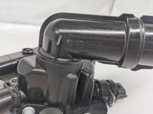 Alloggiamento Termostato Liquido Refrigerante Motore per FIAT, JEEP, ALFA ROMEO, SUZUKI 500L, <span class=keywords><strong>500X</strong></span>, Doblo MPV 55271191 - Product Image 2