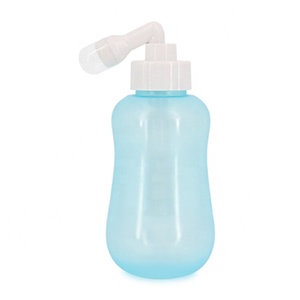 Bouteille péri-accouchement NZMAN 12,7 oz bleu translucide, bidet portable pour les soins post-accouchement, pour la récupération et le nettoyage du périnée - Product Image 2