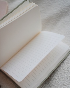 Cuaderno A5 personalizado de piel sintética Premium, cuaderno de alta calidad con páginas forradas y logotipo personalizado e impresión interior - Product Image 5