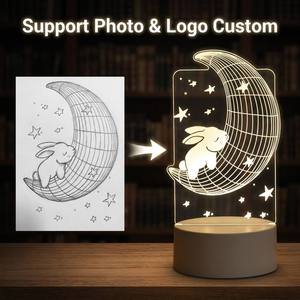 Lampe de Nuit LED Holographique 3D en Acrylique avec Logo Personnalisé pour <span class=keywords><strong>Fournisseur</strong></span> en Gros, Lampe de Table USB pour Chambre <span class=keywords><strong>d</strong></span>'Enfant, Cadeau et <span class=keywords><strong>D</strong></span>écoration Intérieure - Product Image 4