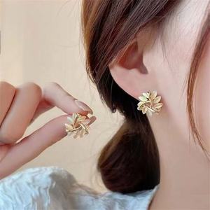 Pendientes de Aro de Aleación con Diseño de Ojo de Gato, Estilo Francés de Lujo, Chapados en Oro de 18K, para Fiesta, Elegantes y Sencillos para Mujer - Product Image 1