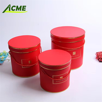 Boîte de papier d'impression en gros Sélection de quatre couleurs Gaufrage Ensemble de trois pièces recyclables rigides Boîte à fleurs portable pour la Saint-Valentin