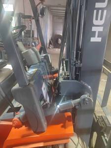 Montacargas Diésel Usado de 3.5 Toneladas <span class=keywords><strong>CPCD35</strong></span>, Montacargas de Segunda Mano con Motor Diésel y Sistema Hidráulico - Product Image 6