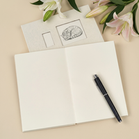 Carnet à couverture rigide en papier spécial sur mesure avec dos apparent, reliure cousue, et découpe personnalisée