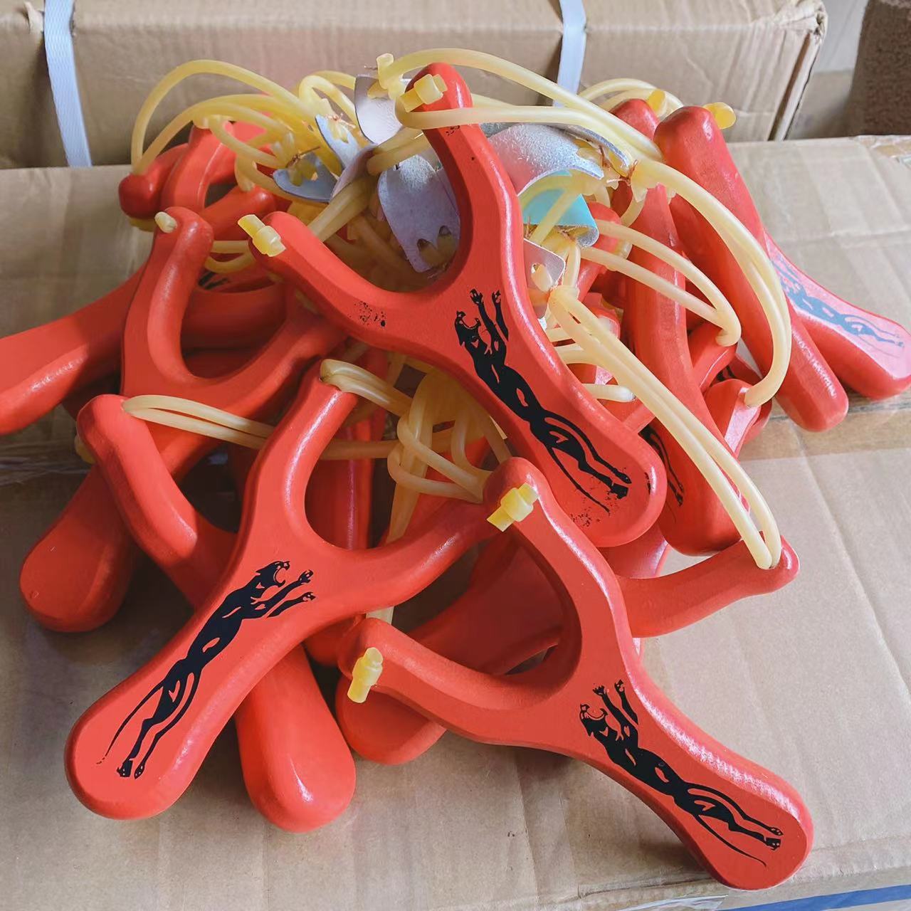 Hot Sale Shooting Powerful Traditional Solid Wood Slingshot at Rs 434.