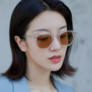 Gafas <span class=keywords><strong>De</strong></span> <span class=keywords><strong>Sol</strong></span> <span class=keywords><strong>De</strong></span> alta calidad para mujer, <span class=keywords><strong>lentes</strong></span> polarizadas redondas, montura pequeña, unicolor - Product Image 1