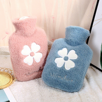 Bouillotte réutilisable 1000 ml avec housse en peluche brodée fleurie, chauffe-corps et mains pour l'hiver, sac chauffant à remplir d'eau, logo personnalisé