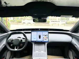 <span class=keywords><strong>Xiaomi</strong></span> YU7 Vehículo Eléctrico Usado SUV - Rendimiento Estable, Bajo Mantenimiento, Envío Global - Product Image 5
