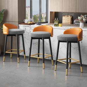 <span class=keywords><strong>Tabouret</strong></span> <span class=keywords><strong>de</strong></span> <span class=keywords><strong>bar</strong></span> nordique, mobilier antique rétro, <span class=keywords><strong>style</strong></span> rustique, chaise haute <span class=keywords><strong>de</strong></span> comptoir moderne en cuir doré <span class=keywords><strong>de</strong></span> luxe avec dossier - Product Image 6