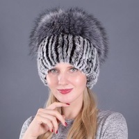 Vente en gros de chapeaux en fourrure de lapin Rex véritable de haute qualité, élastiques et adaptés à l'hiver, pour femmes, chapeau en fourrure de renard argenté naturel